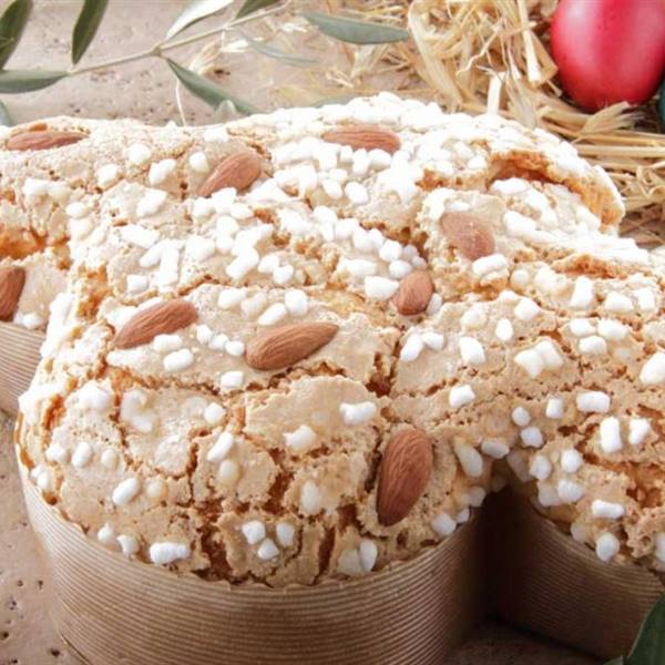 Colomba: a cake symbol of Easter